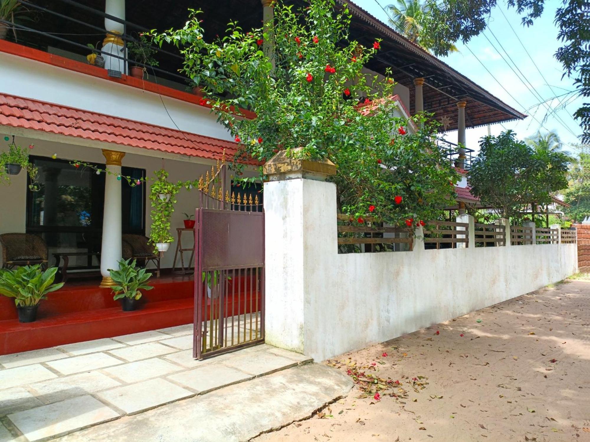Marari Beach Cleetus Homestay 마라리쿨람 외부 사진
